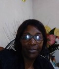 Dating Woman Cameroon to Yaoundé : Stephanie, 46 years